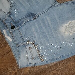 GORGOUS LUXE BEDAZZELDED&TRASHED/RIPPED UP TORN UP DESTROYED JEANS SZ 27